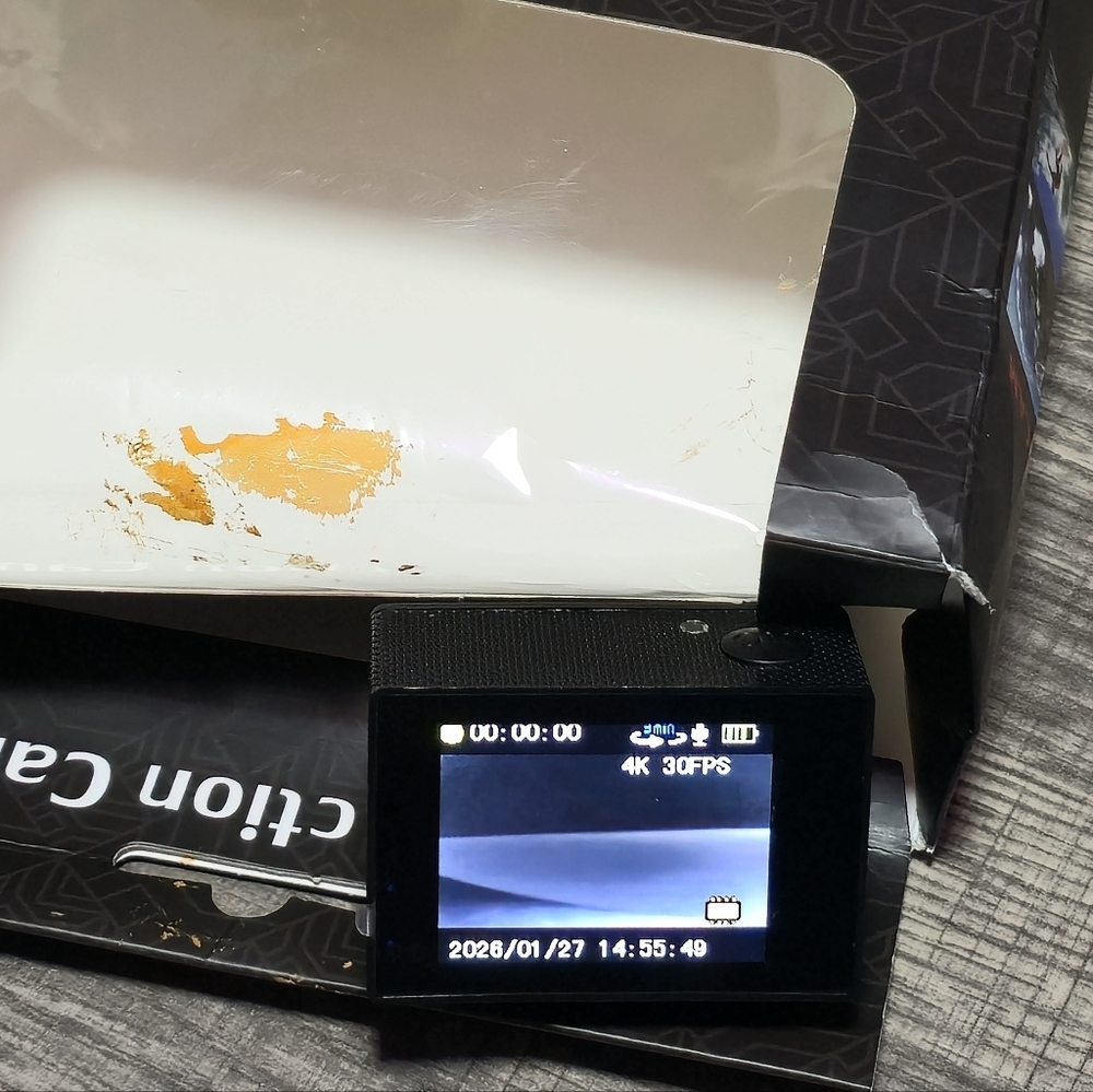 4K Sports 30M Water Resistant Camera 64G Wifi - Picture 2 of 7